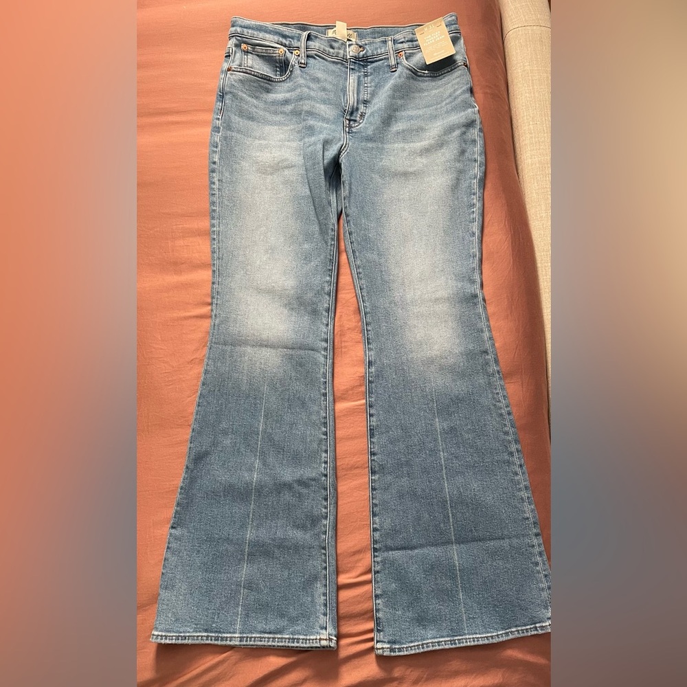 Madewell The Flea Market Flare Jean - NWT